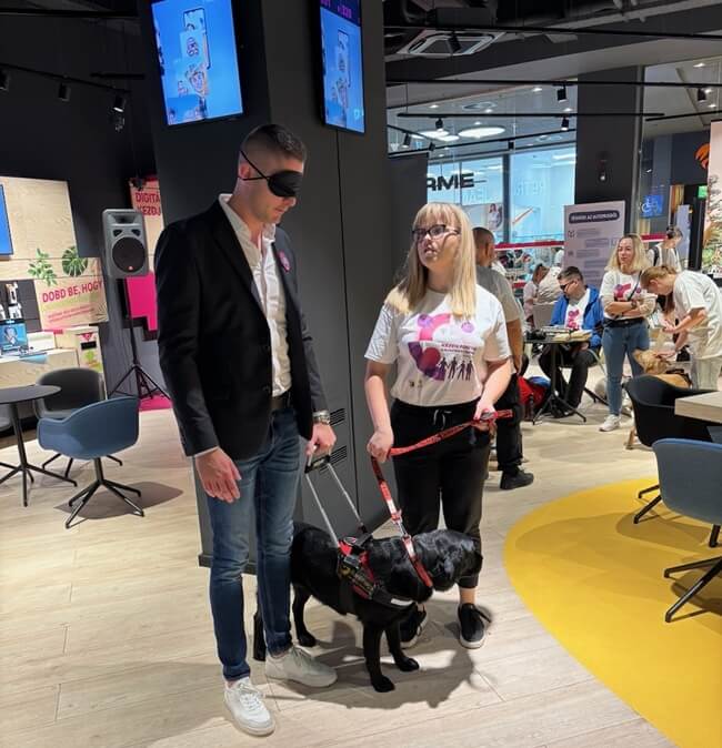 Kézen_fogva_a_Baráthegyiekkel_1 (1).jpg